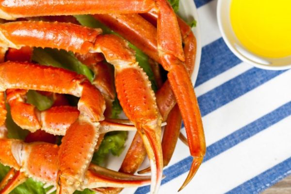 How to Cook Crab Legs: 4 Delicious Methods